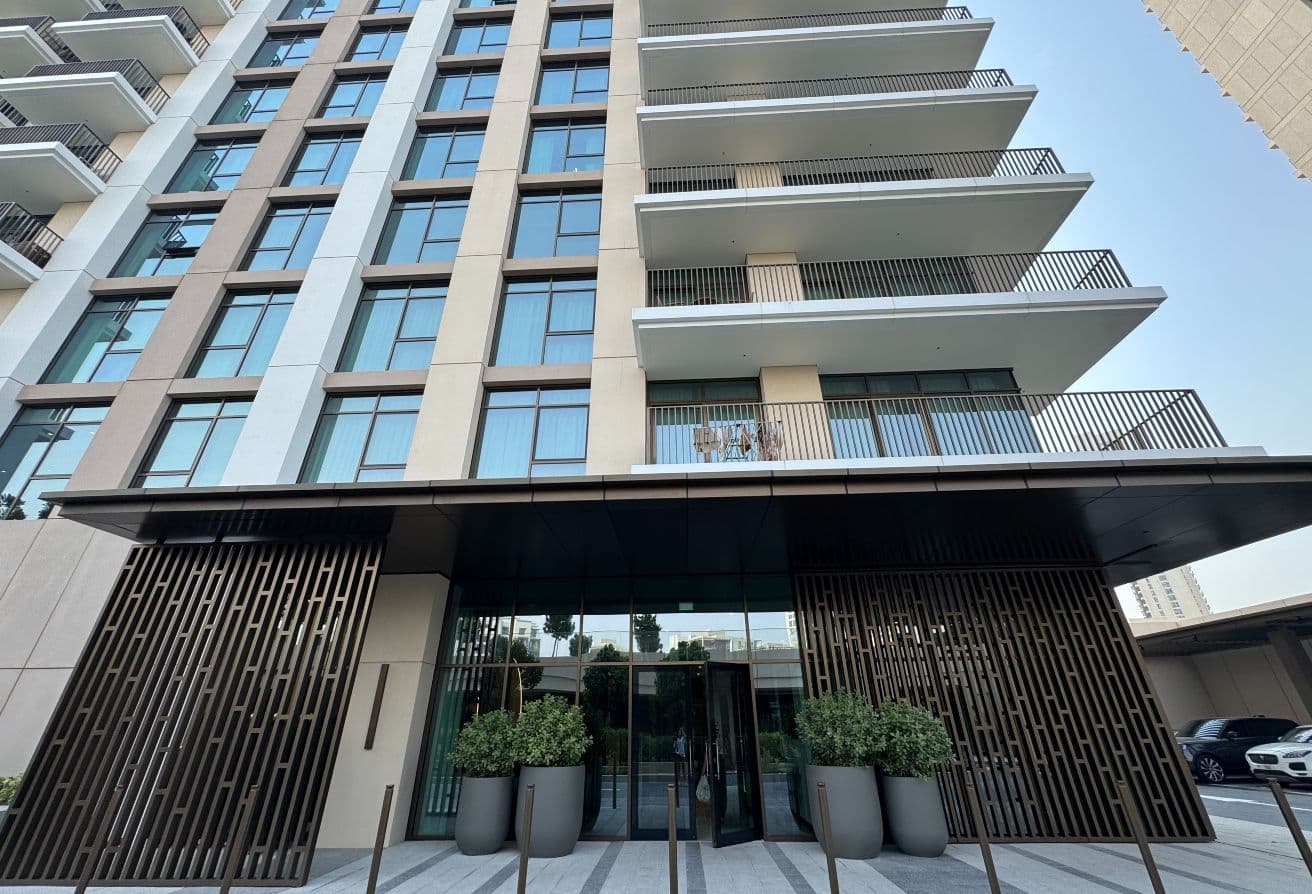 1 BR | Central Park | Prime